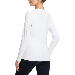 imagebaleaf Womens Thermal Shirts Crewneck Fleece Lined Long Sleeve Tops Running Workout Ski Base Layer Winter Cold WeatherWhite